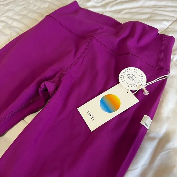 NWT Vuori all the feels Magenta Leggings - Picture 3 of 6